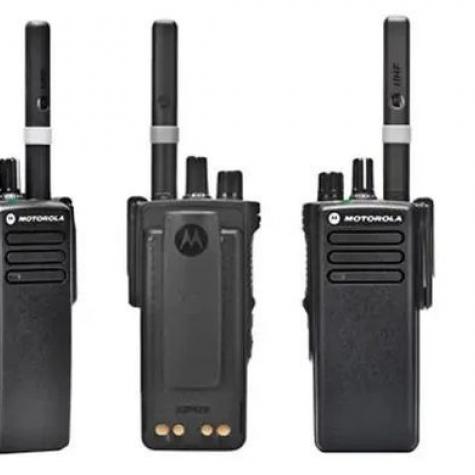 Рация Motorola DP4400 VHF aes 256 136-174 МГц фото 3
