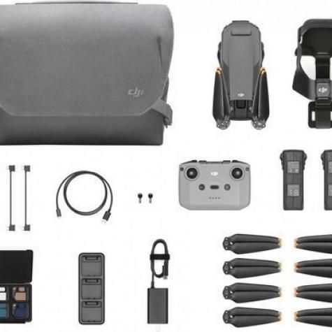 Квадрокоптер DJI Mavic 3 Fly More Combo фото 1