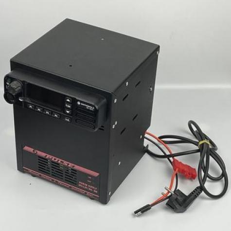 Блок питания PULSE PS13,8V/20A-BM с отсеком под автомобильную рацию фото 1