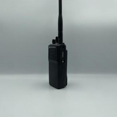 Рация Motorola DP4400e VHF + складная антенна на 108см фото 2