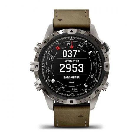 Умные часы Garmin MARQ Adventurer (Gen 2) фото 3