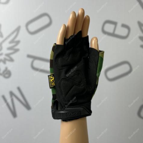 Беспалые перчатки Mechanix MPact камуфляжные фото 2