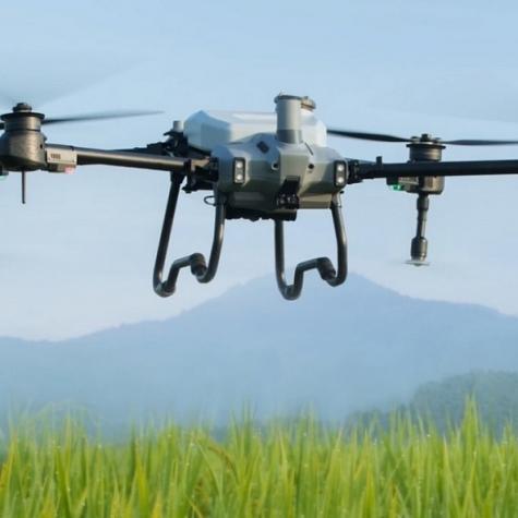 Сельскохозяйственный дрон DJI Agras T40 фото 3