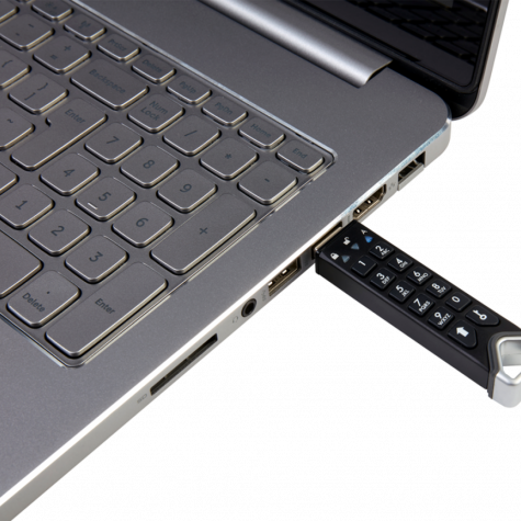 Защищенная флешка iStorage DatAshur PRO2 16 Gb фото 3